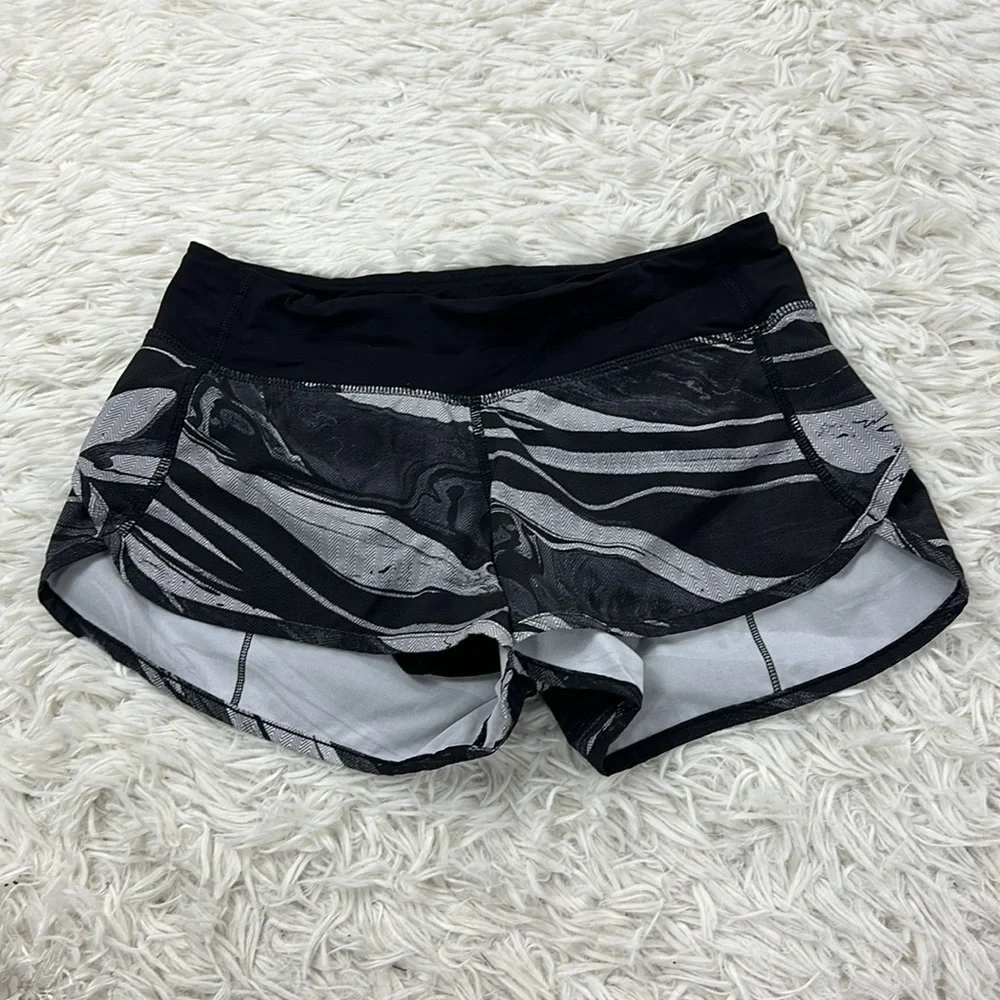 Lululemon Speed Short Marbled Mix Speed Short White Black / Black